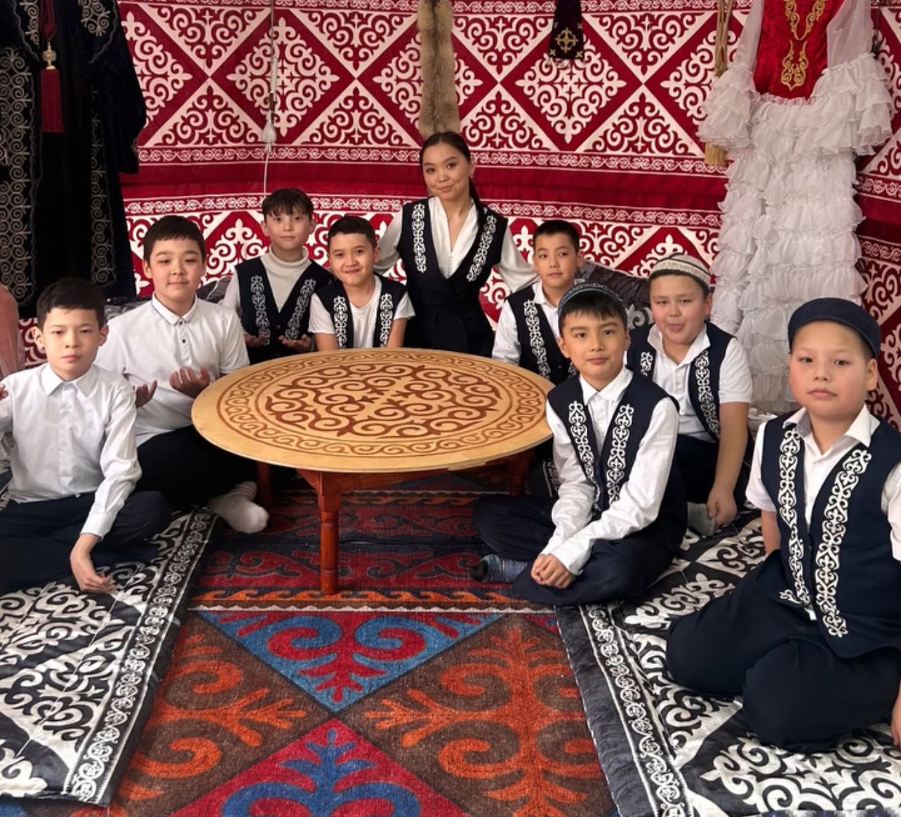 Іс-Шаралар
